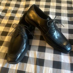 Natha Studio size 9.5 Mens dress shoes